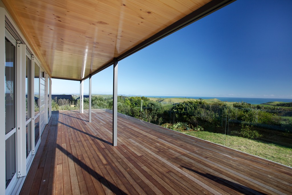 Lockwood Home Te Rakau Design Outdoor Deck with Views