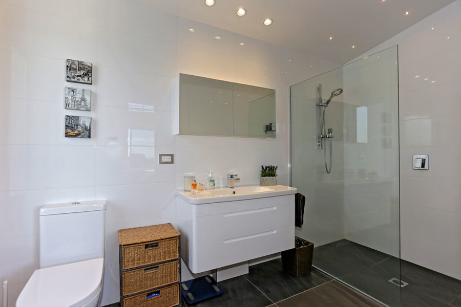 Lockwood Home in Whakamarama Bathroom with Shower
