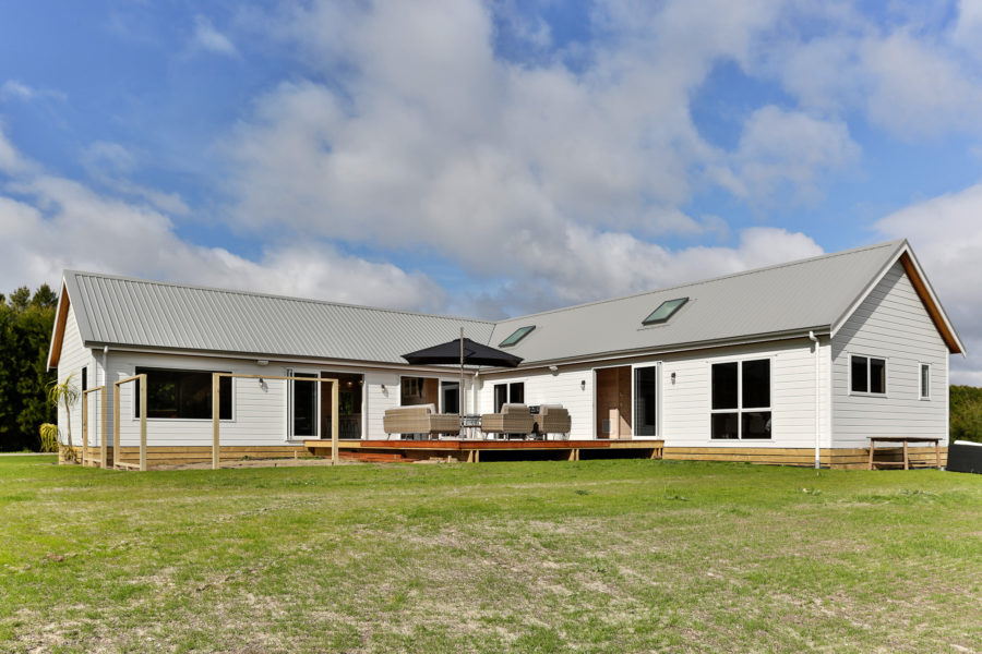 Lockwood Home in Papamoa Exterior Outdoor Entertaining Area