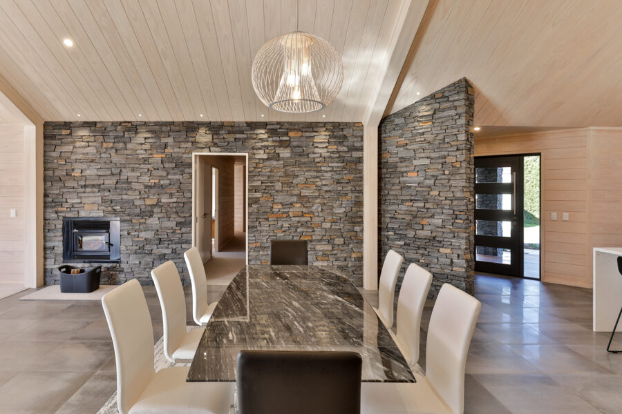 Lockwood home with schist feature wall